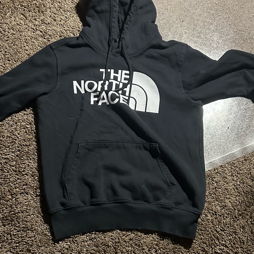BLACK NORTH FACE HOODIE